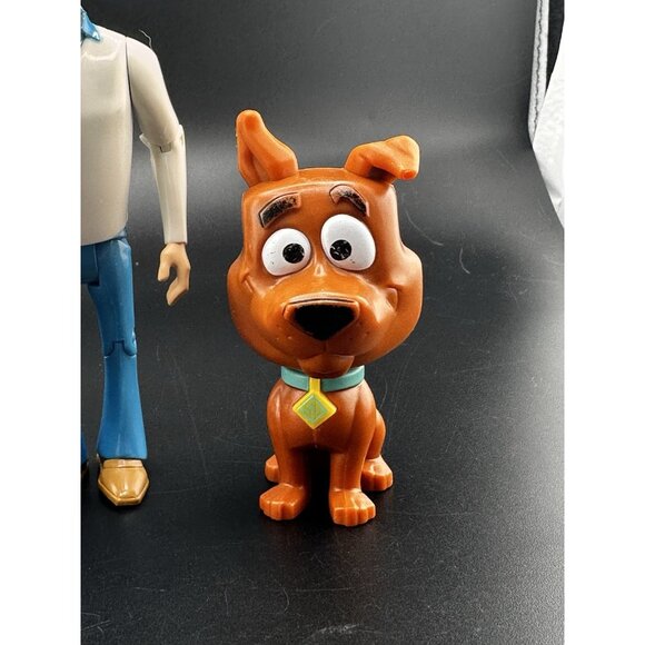 McDonald’s 2021 Happy Meal Toys Scooby Doo Bobble Heads Fred Action Figure Lot - Picture 2 of 16